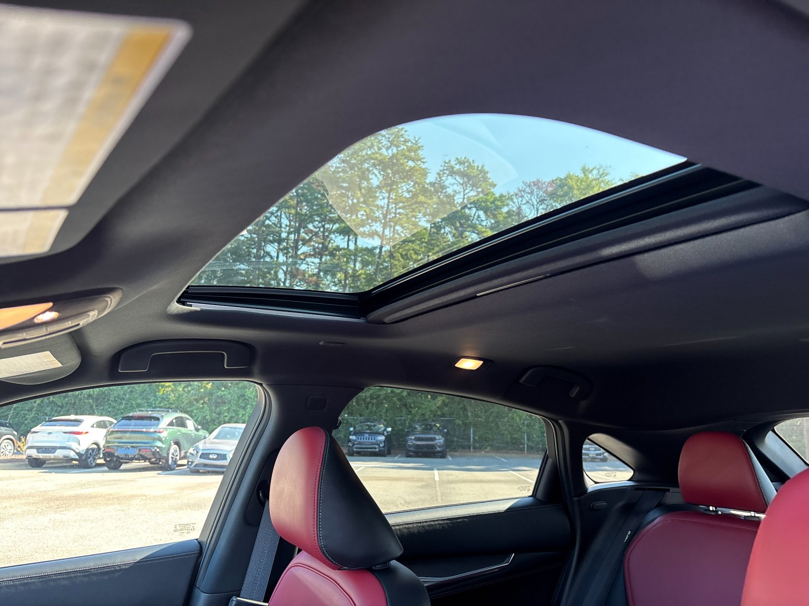 Used 2025 Black Obsidian INFINITI SENSORY image 31