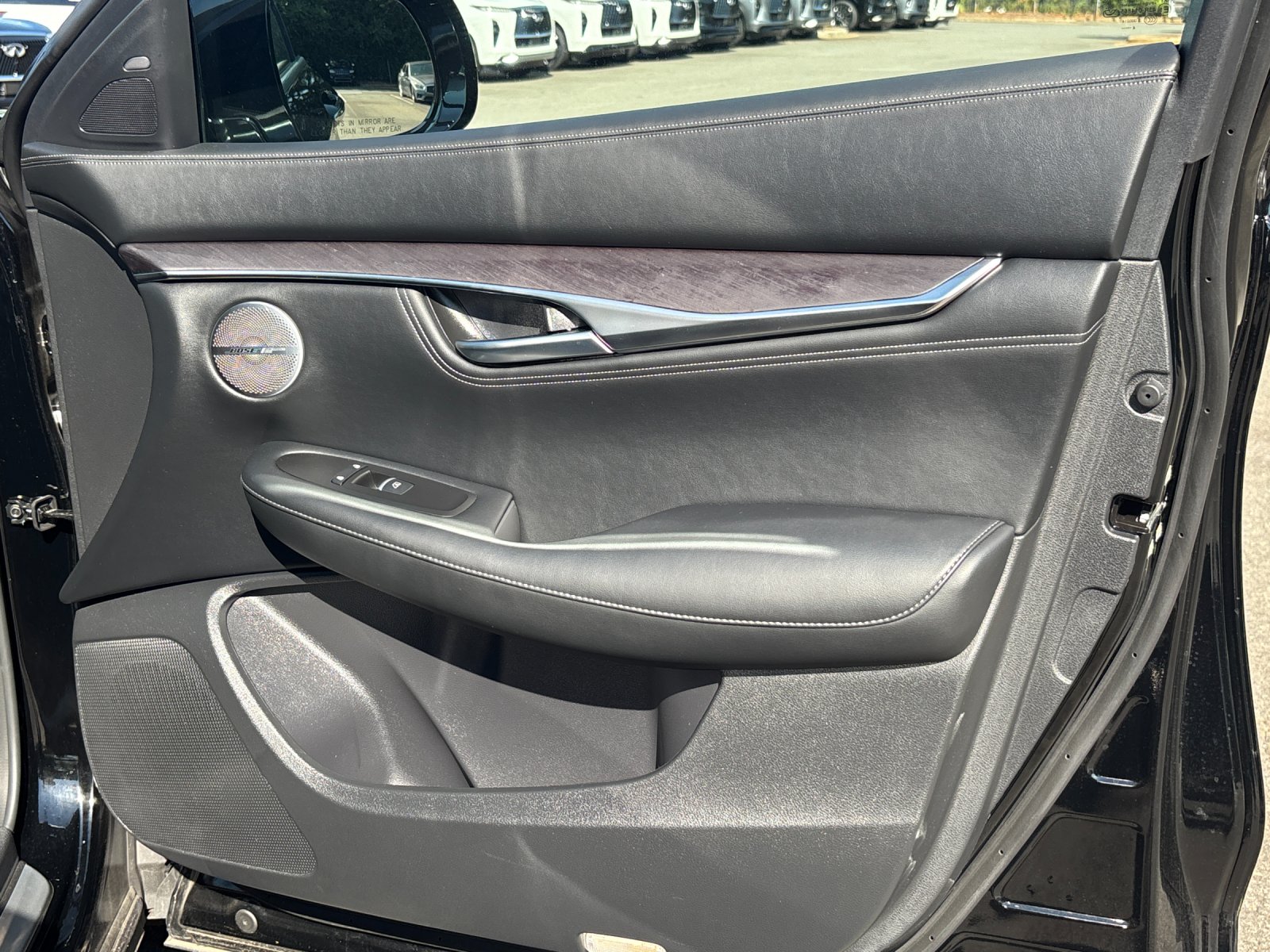 Used 2025 Black Obsidian INFINITI SENSORY image 39