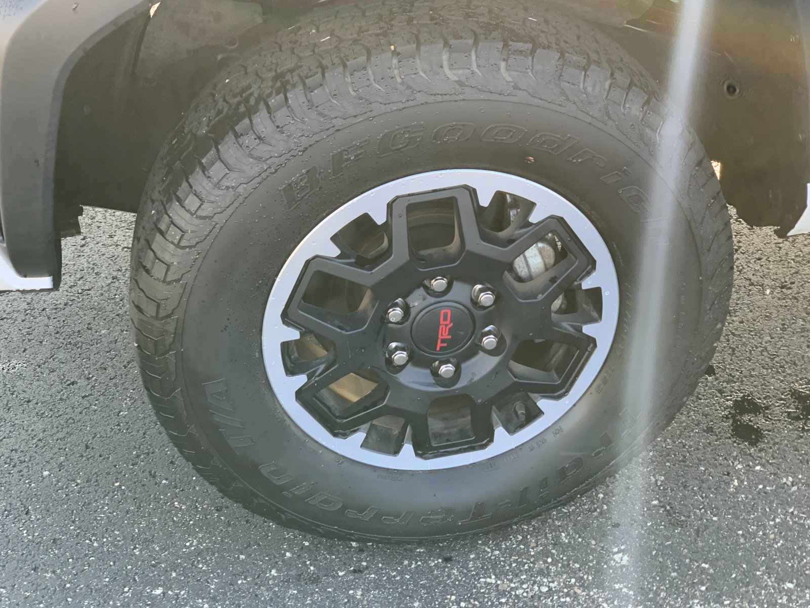 Used 2025 White Toyota TRD Off-Road image 32