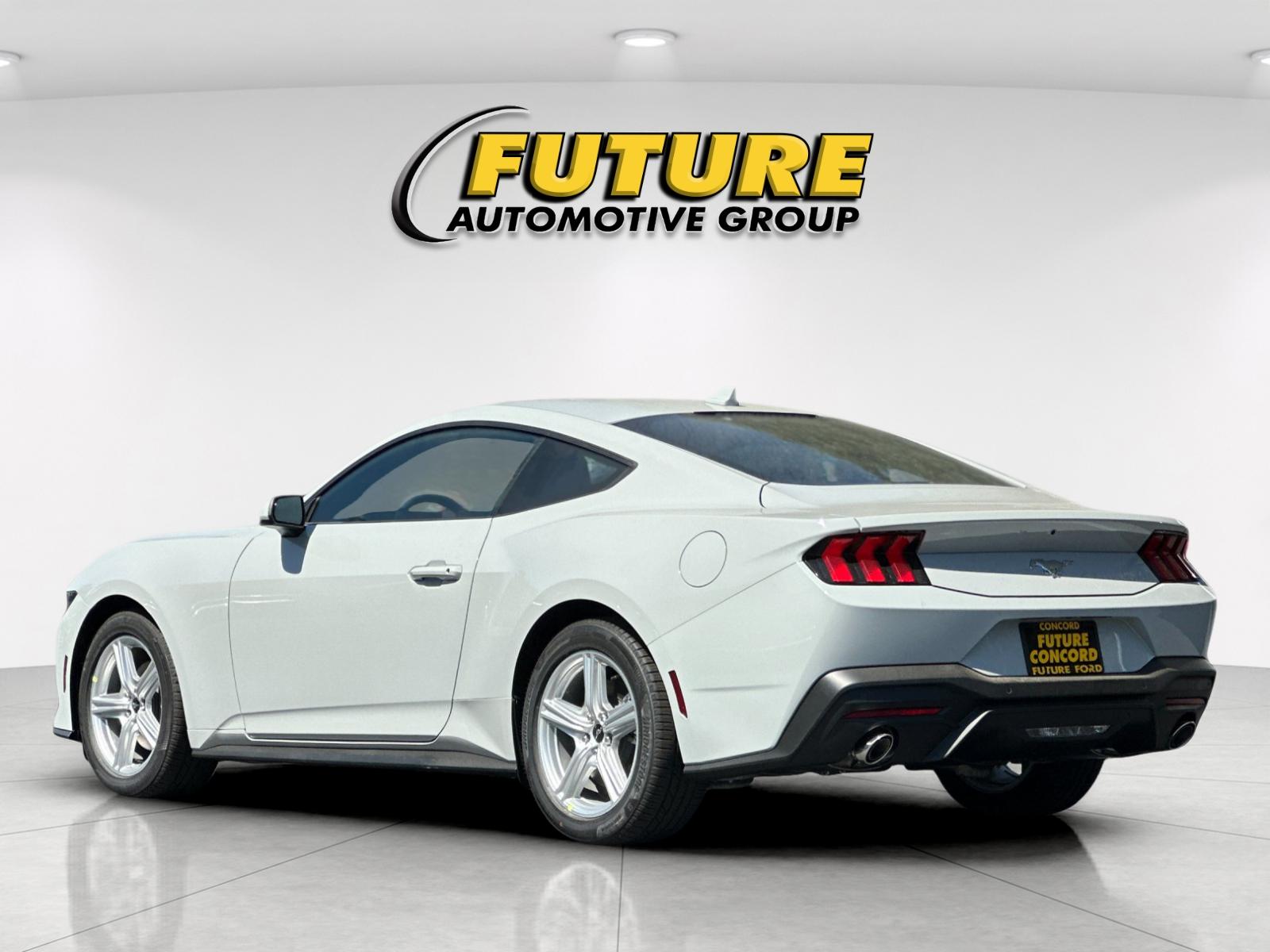 New 2026 Avalanche Gray Ford EcoBoost® Fastback image 5