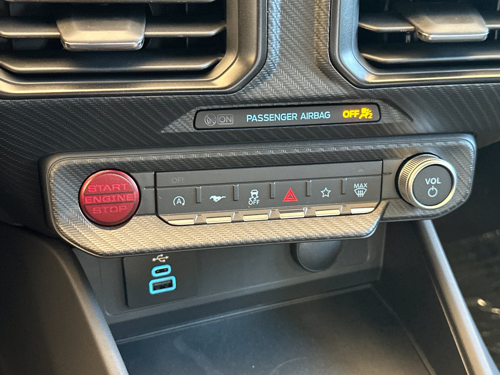 New 2026 Avalanche Gray Ford EcoBoost® Fastback image 18