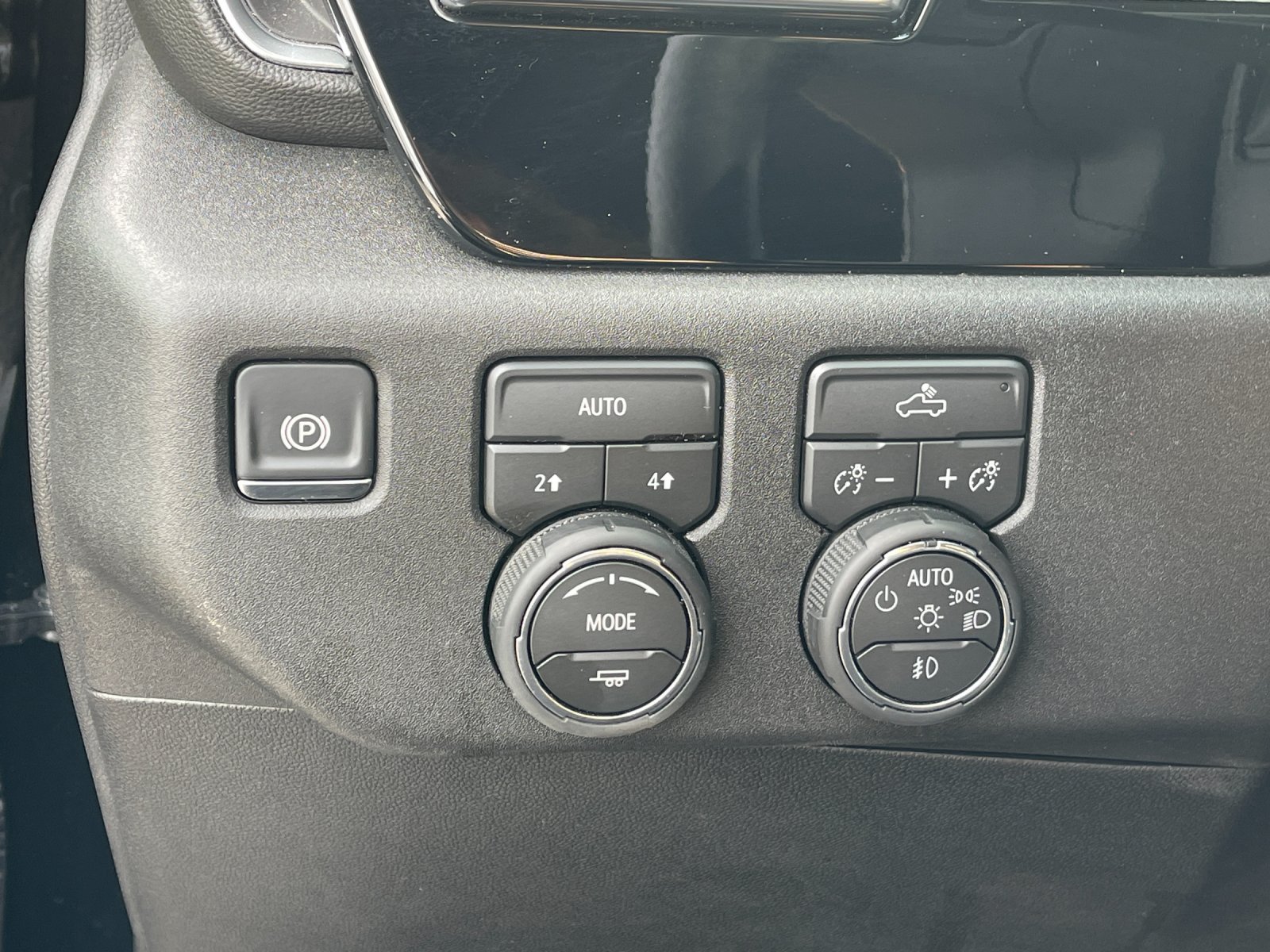 Used 2026 Black Chevrolet RST image 30