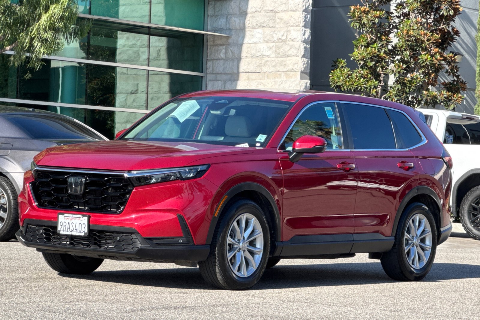 Certified Used 2025 Radiant Red Metallic Honda EX-L image 8