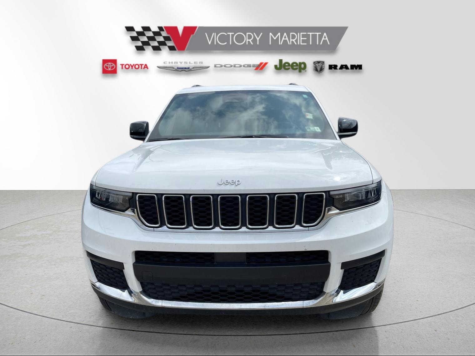 Used 2024 Bright White Clearcoat Jeep Laredo image 6