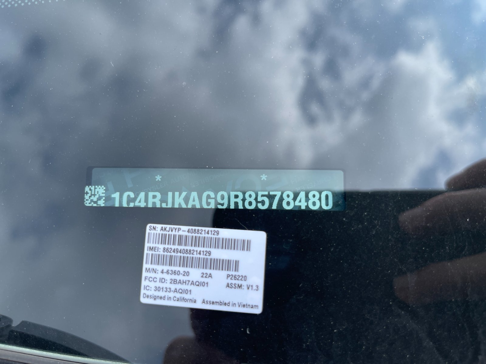 Used 2024 Bright White Clearcoat Jeep Laredo image 10