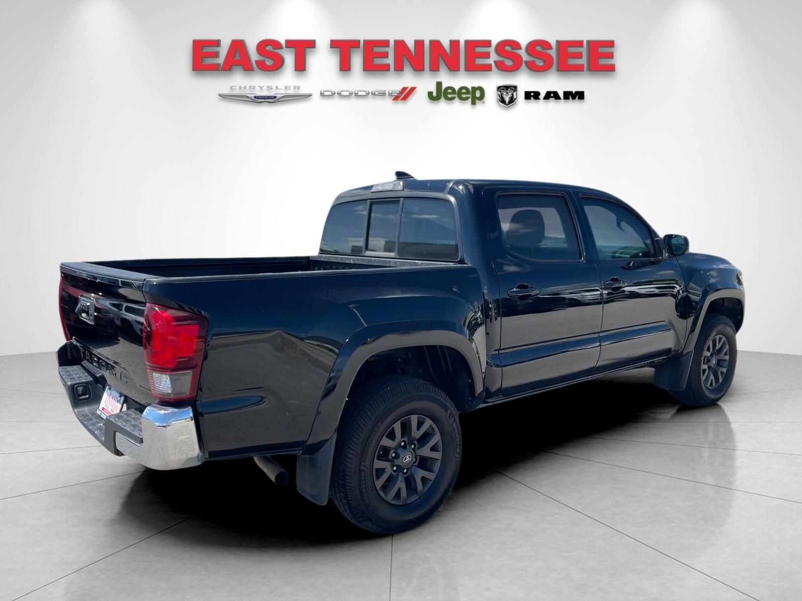 Used 2022 Black Toyota SR5 image 3