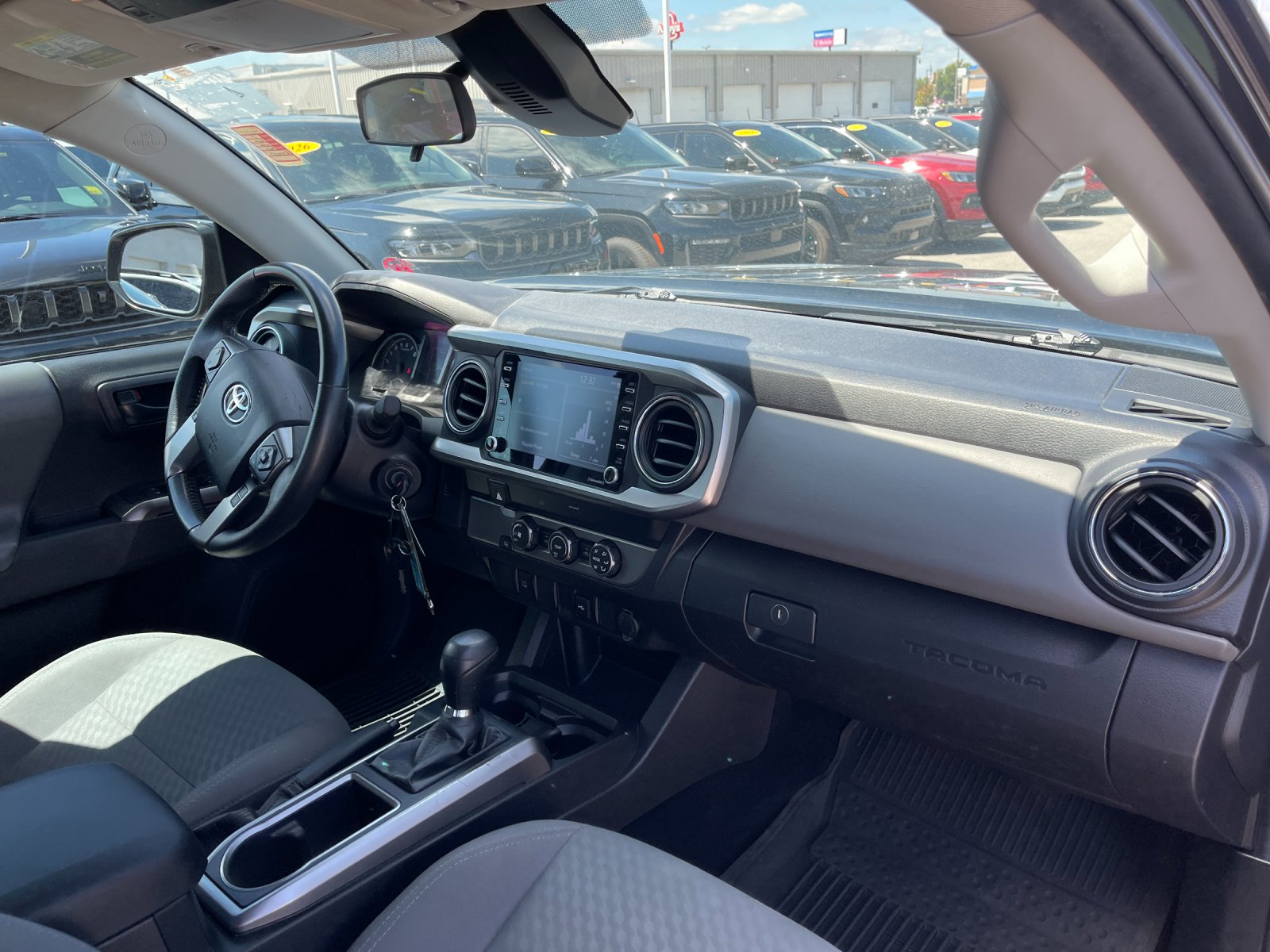 Used 2022 Black Toyota SR5 image 17