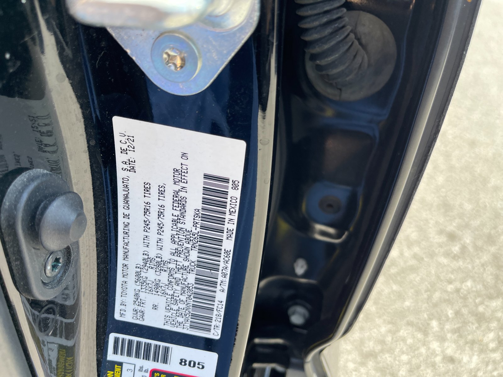 Used 2022 Black Toyota SR5 image 30