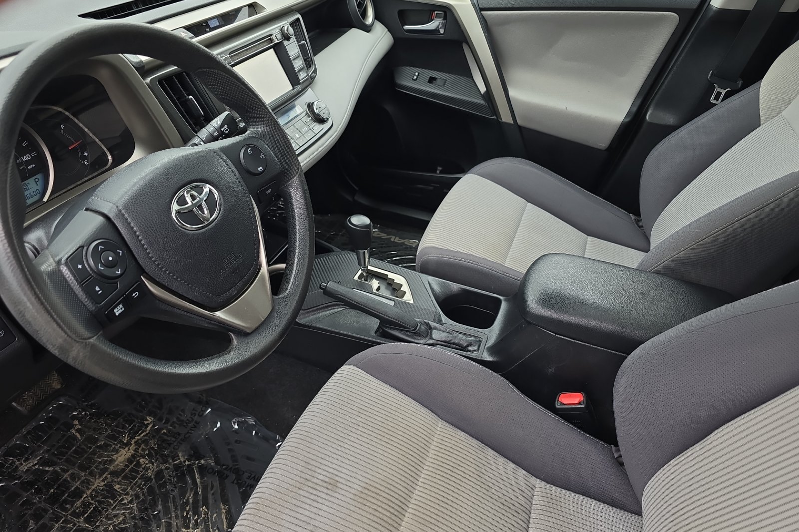 Used 2015 Black Toyota XLE image 7