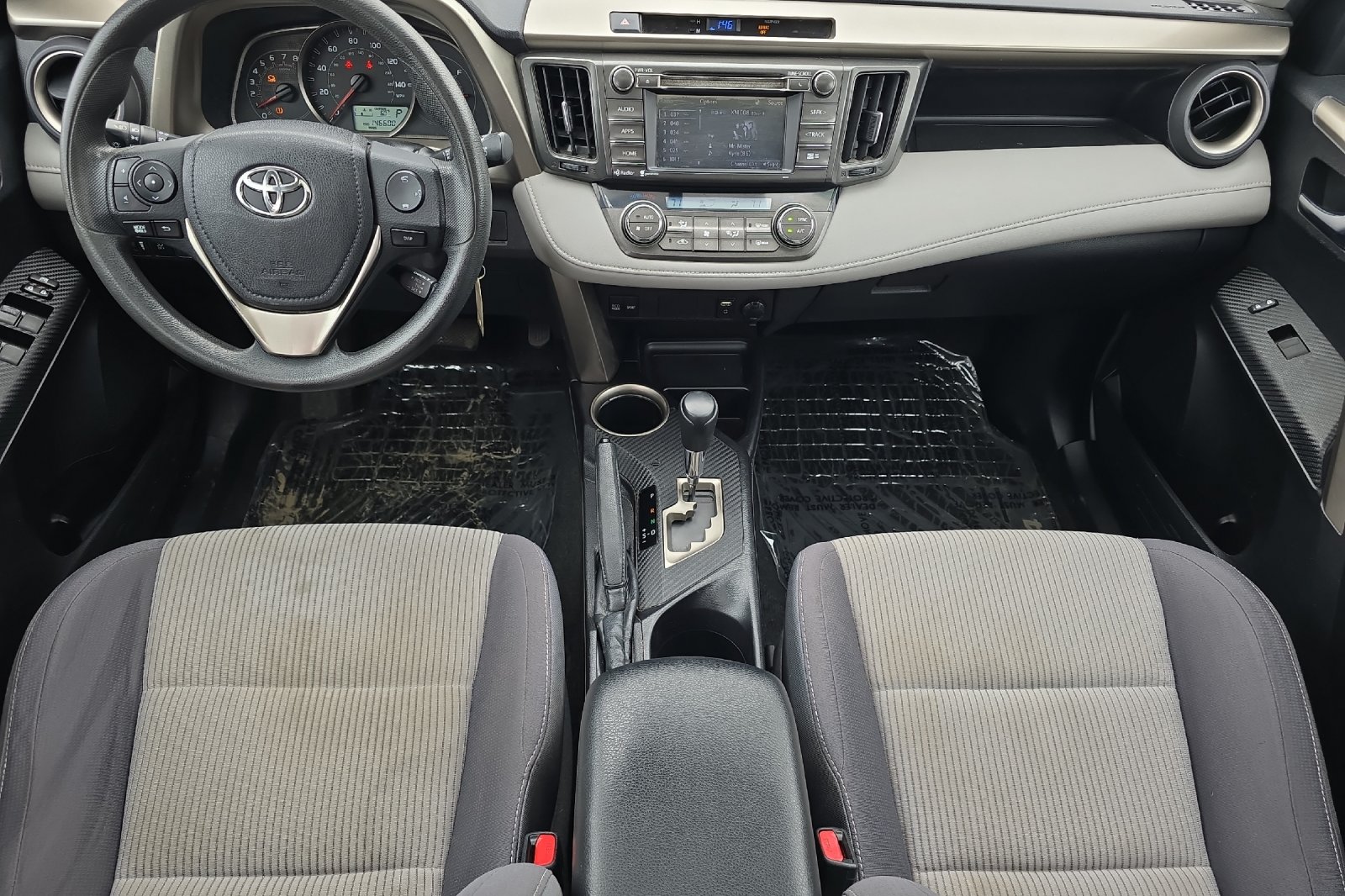 Used 2015 Black Toyota XLE image 10