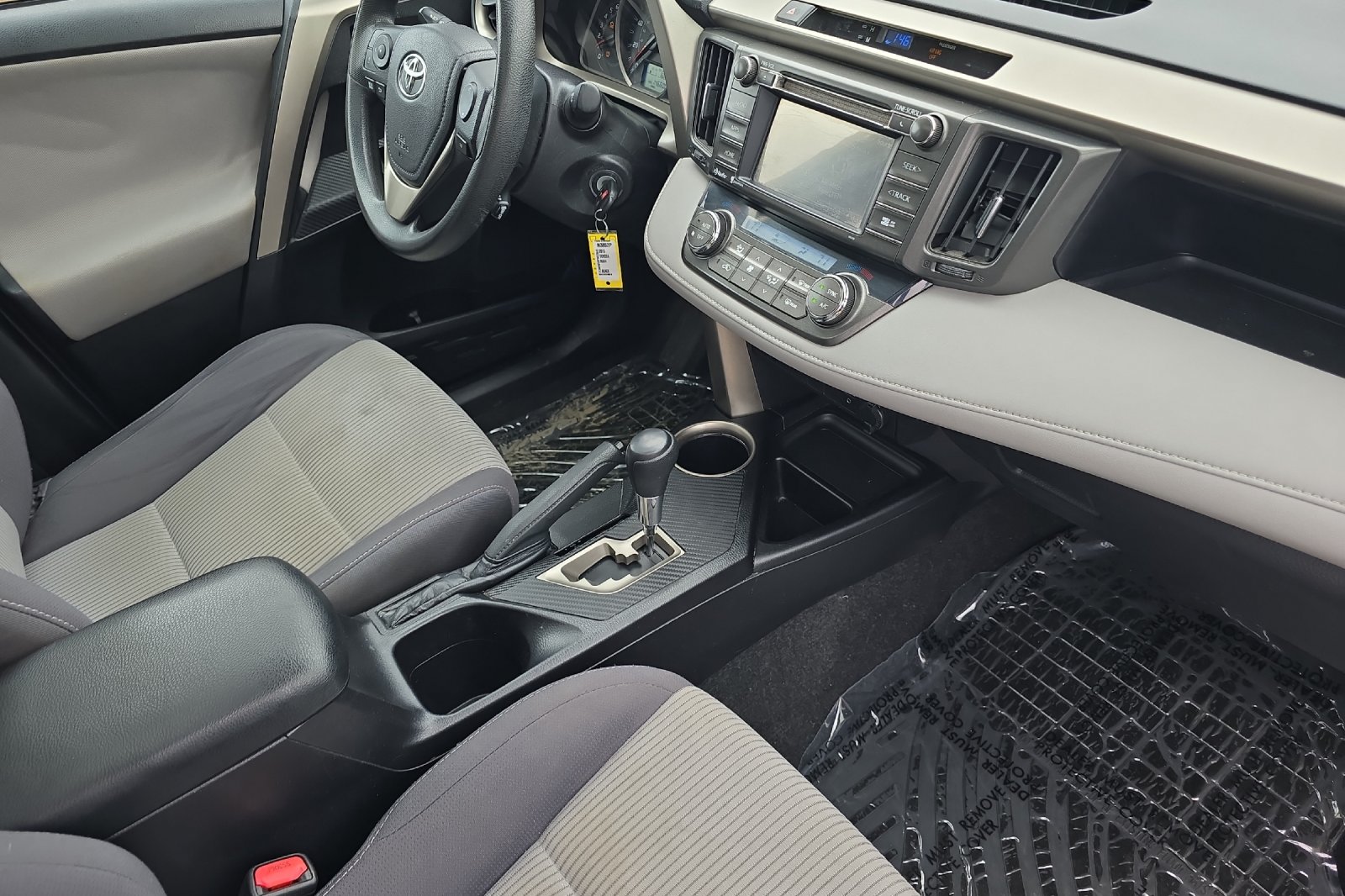 Used 2015 Black Toyota XLE image 13