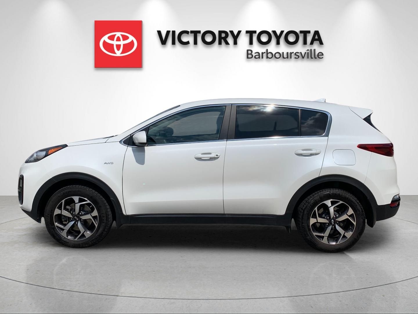 Used 2022 Kia Sportage LX with VIN KNDPMCAC6N7995802 for sale in Barboursville, WV