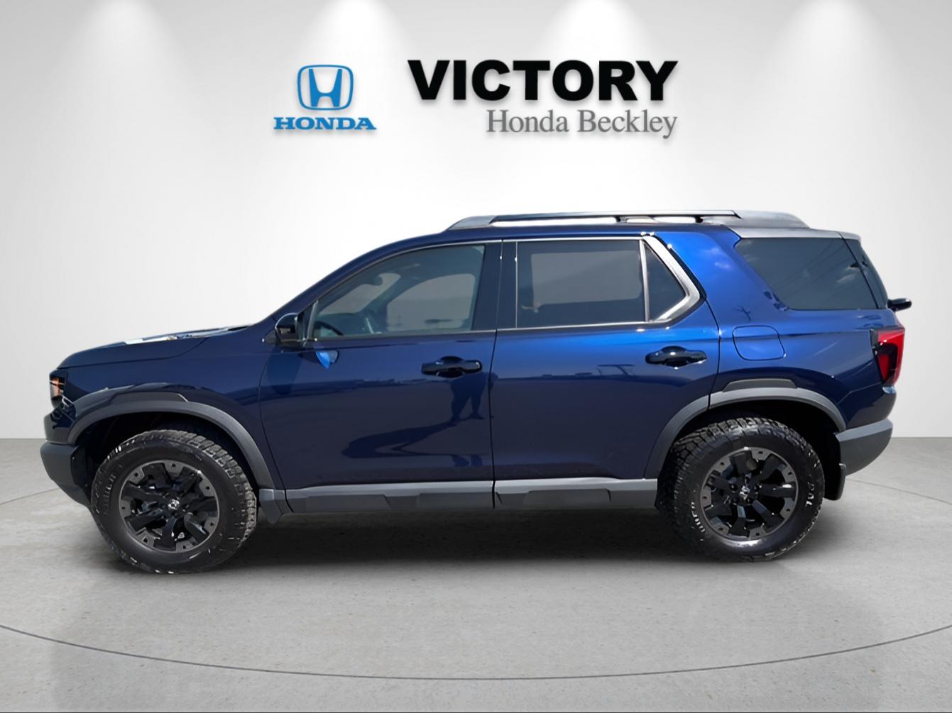 New 2026 Obsidian Blue Pearl Honda TrailSport Elite image 2