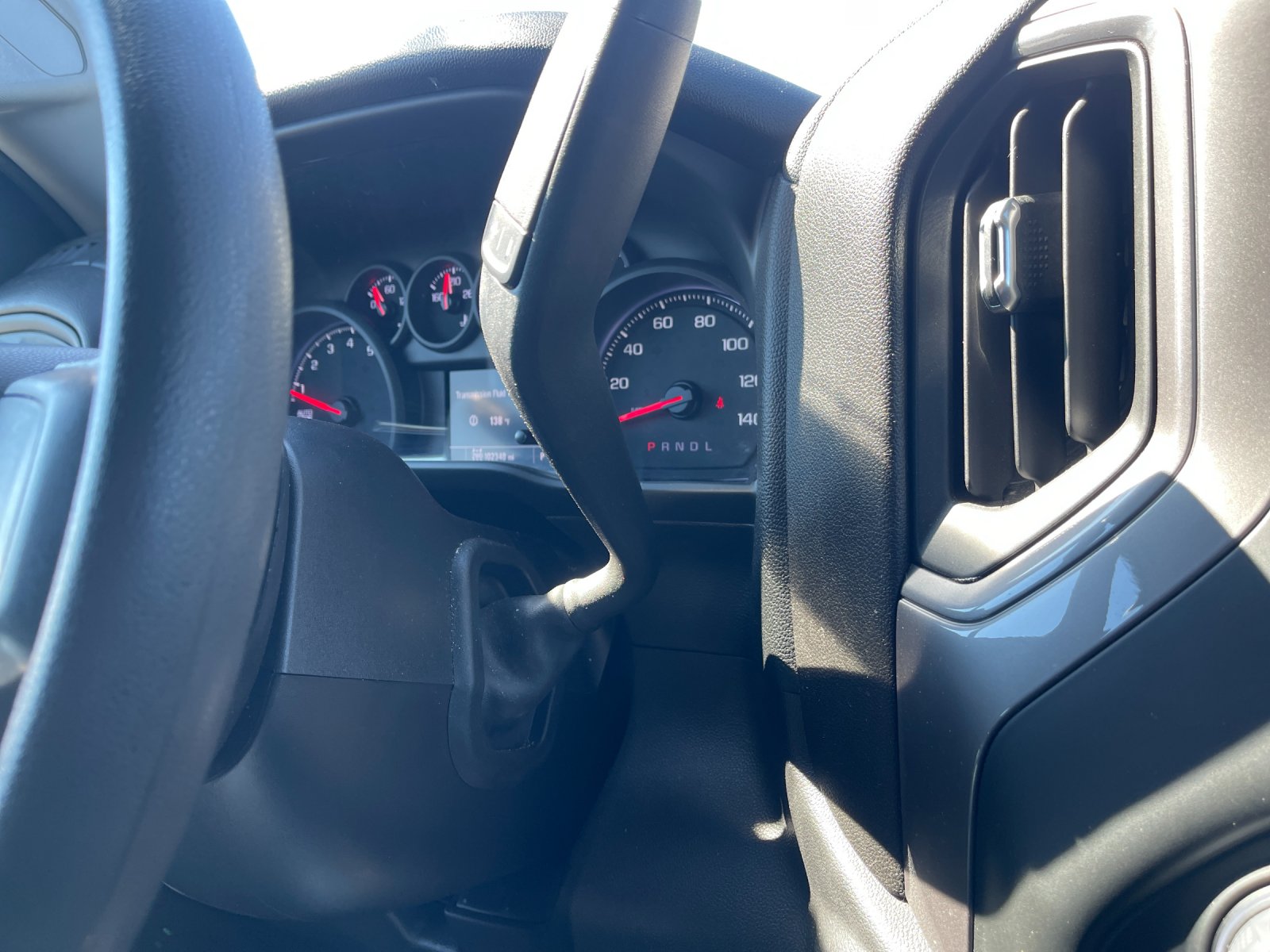 Used 2022 White Chevrolet Custom image 24