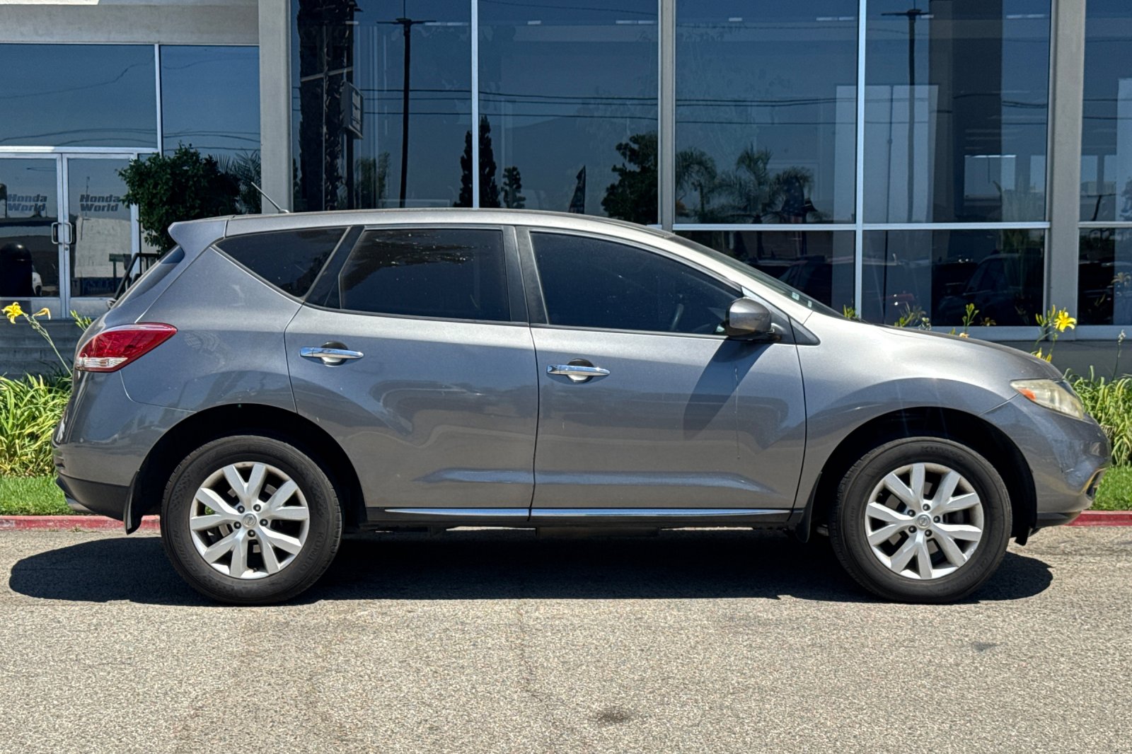 Used 2013 Gun Metallic Nissan S image 4