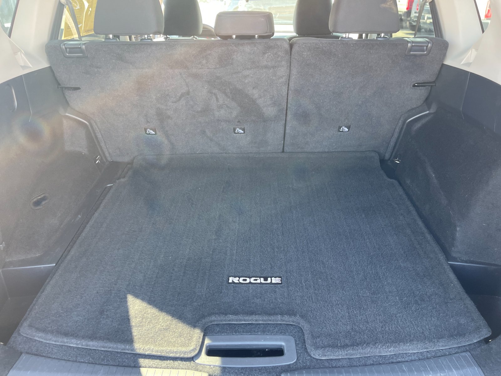 Used 2023 Gray Nissan S image 18