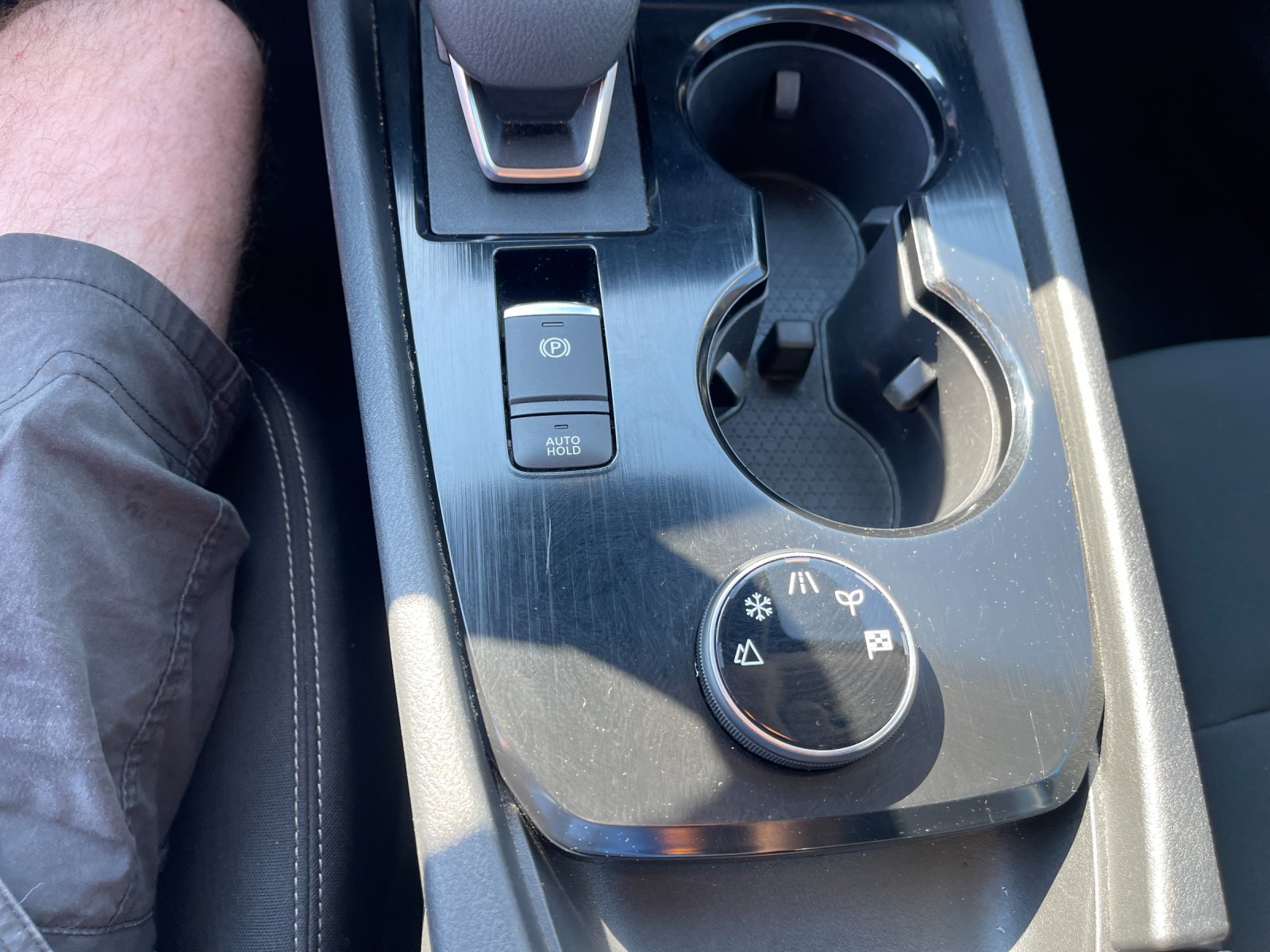 Used 2023 Gray Nissan S image 23