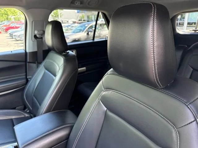 Used 2023 Gray Metallic Ford XLT image 17
