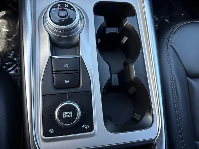 Used 2023 Gray Metallic Ford XLT image 31