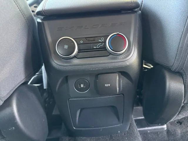 Used 2025 Vapor Blue Ford Active image 17