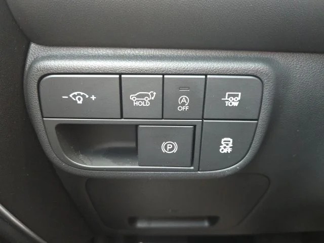 Used 2026 Silver Metallic Hyundai SEL Convenience image 21