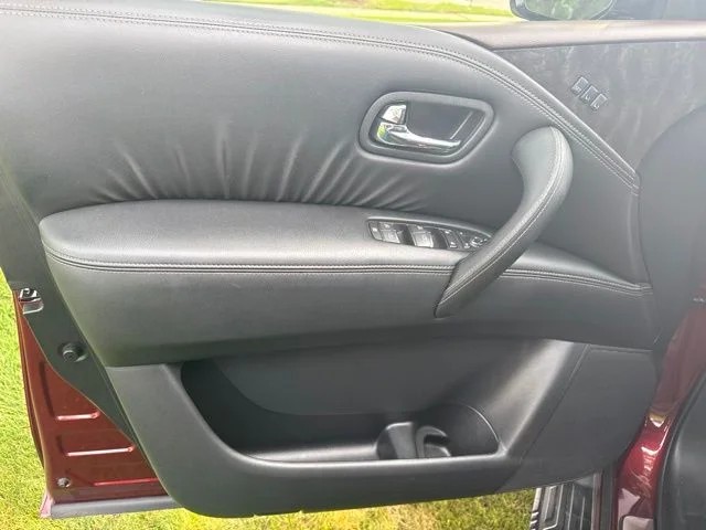 Used 2024 Red Pearl Nissan Platinum image 22