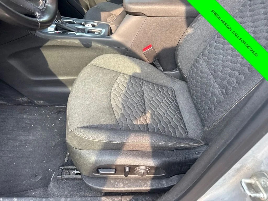 Used 2020 Silver Ice Metallic Chevrolet LT image 18