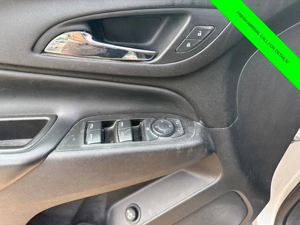 Used 2020 Silver Ice Metallic Chevrolet LT image 19