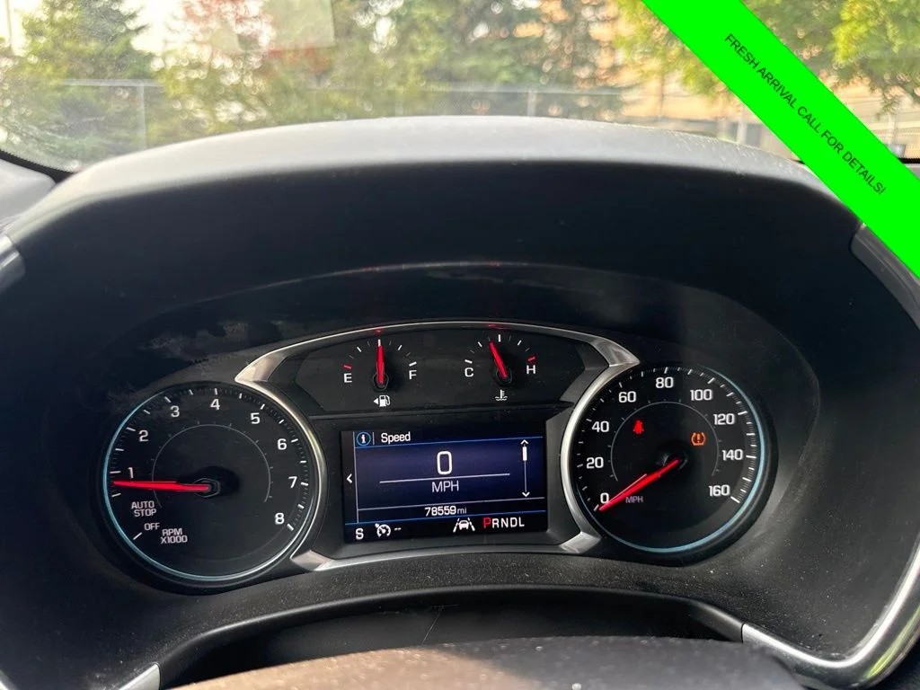 Used 2020 Silver Ice Metallic Chevrolet LT image 23