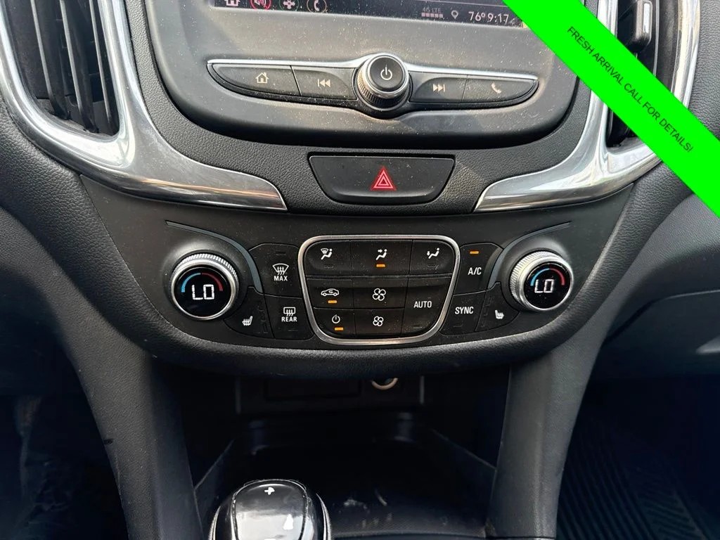 Used 2020 Silver Ice Metallic Chevrolet LT image 25