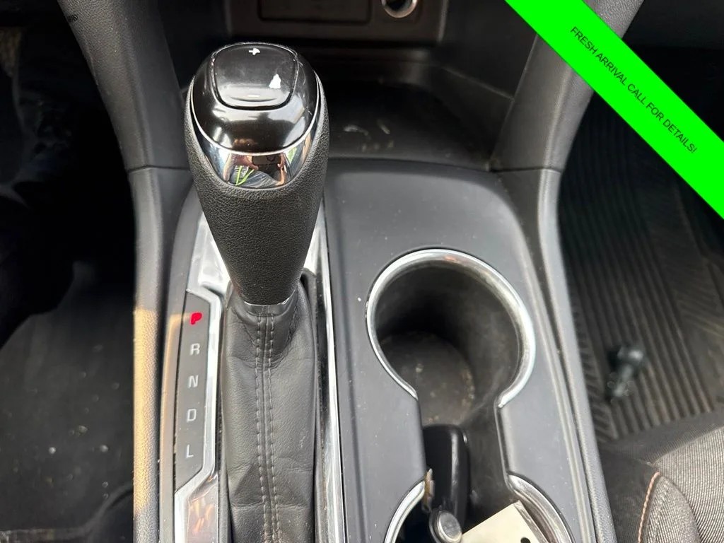 Used 2020 Silver Ice Metallic Chevrolet LT image 26