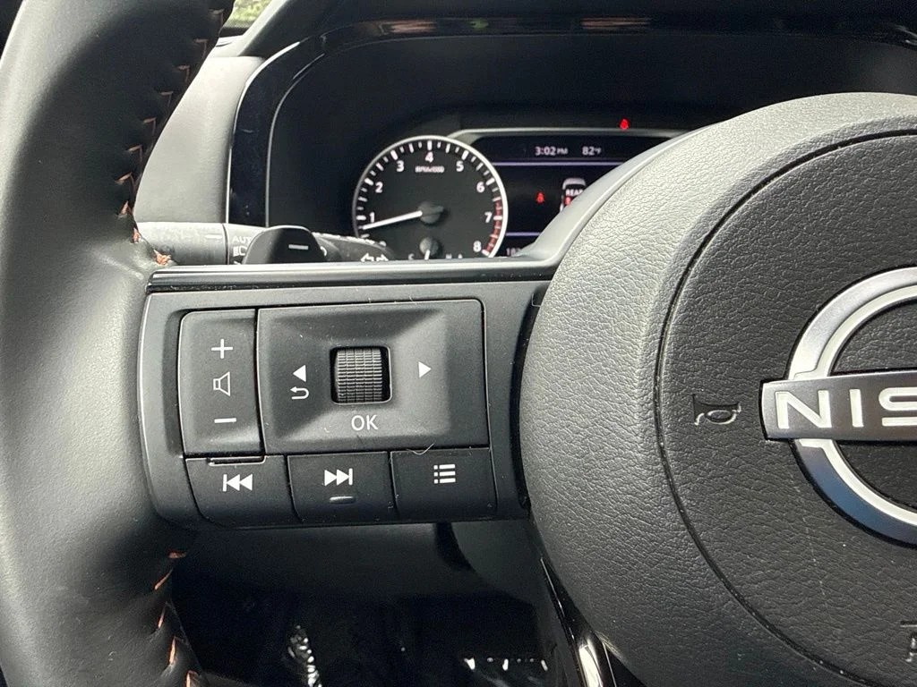 Used 2025 Super Black Nissan Rock Creek image 24