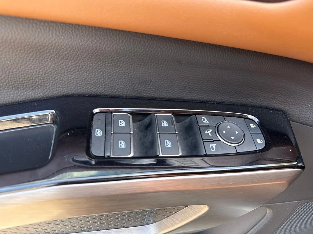 Used 2025 Boulder Gray Nissan Platinum image 21