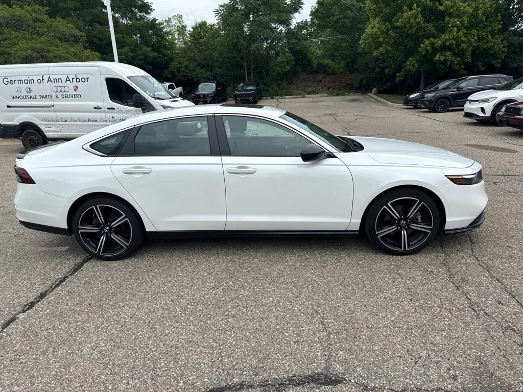 Certified Used 2023 Platinum White Pearl Honda HYBRID SPORT image 7