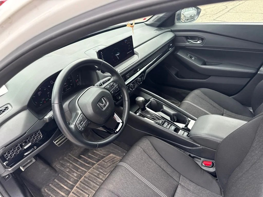 Certified Used 2023 Platinum White Pearl Honda HYBRID SPORT image 15