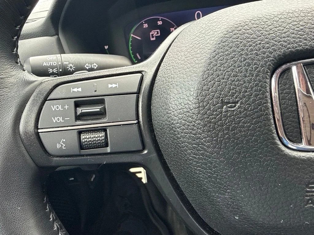 Certified Used 2023 Platinum White Pearl Honda HYBRID SPORT image 21