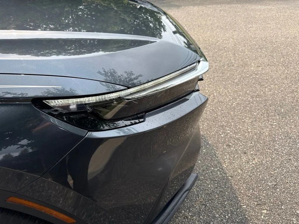 Certified Used 2024 Urban Gray Pearl Honda LX image 4