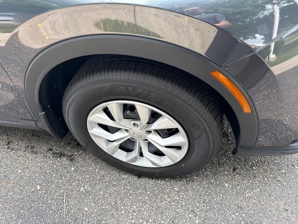 Certified Used 2024 Urban Gray Pearl Honda LX image 5
