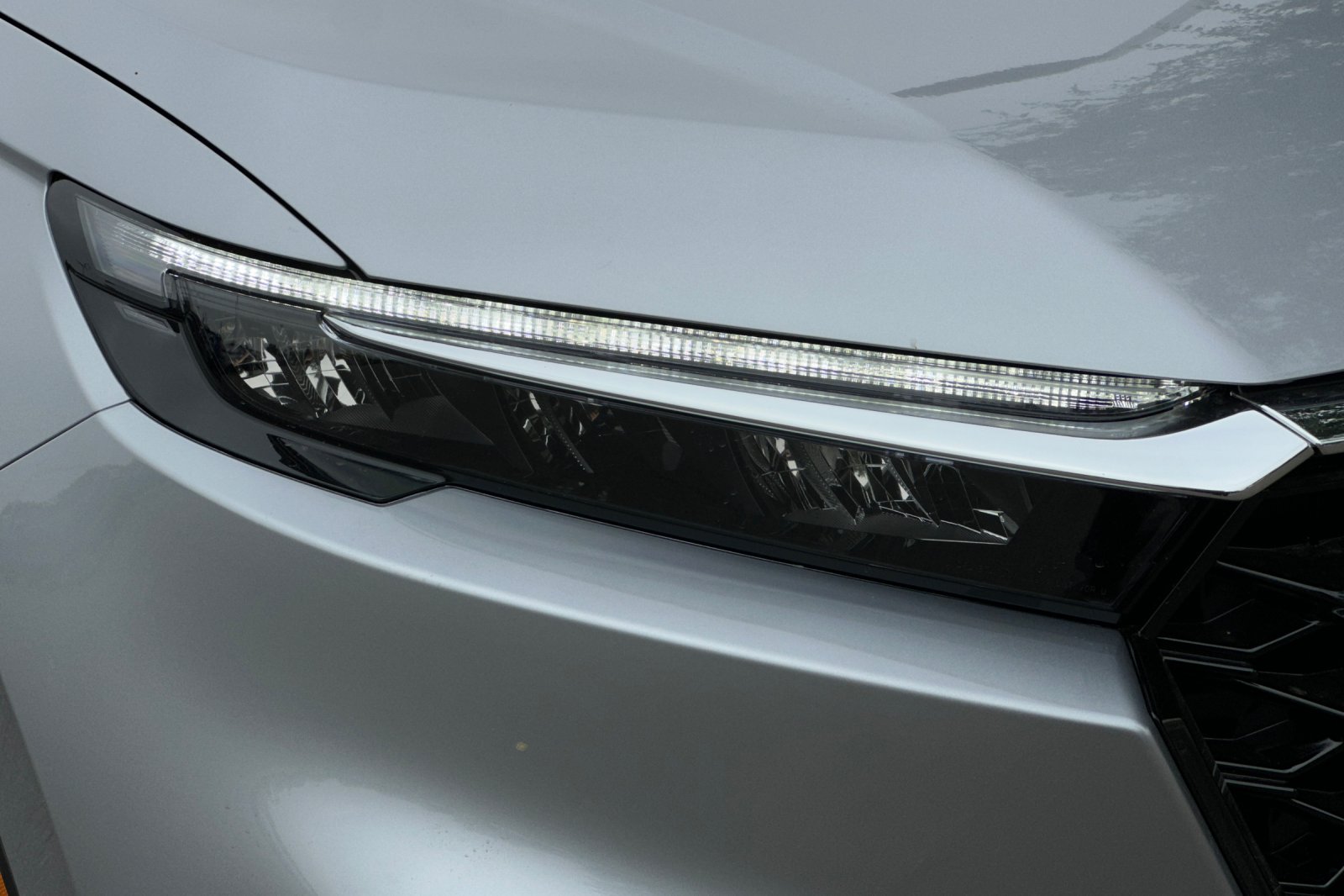 New 2026 Solar Silver Metallic Honda AWD EX-L image 23