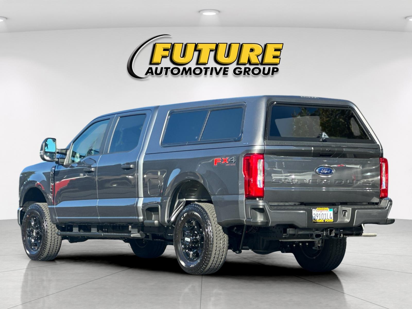 Used 2026 Gray Ford XL image 5