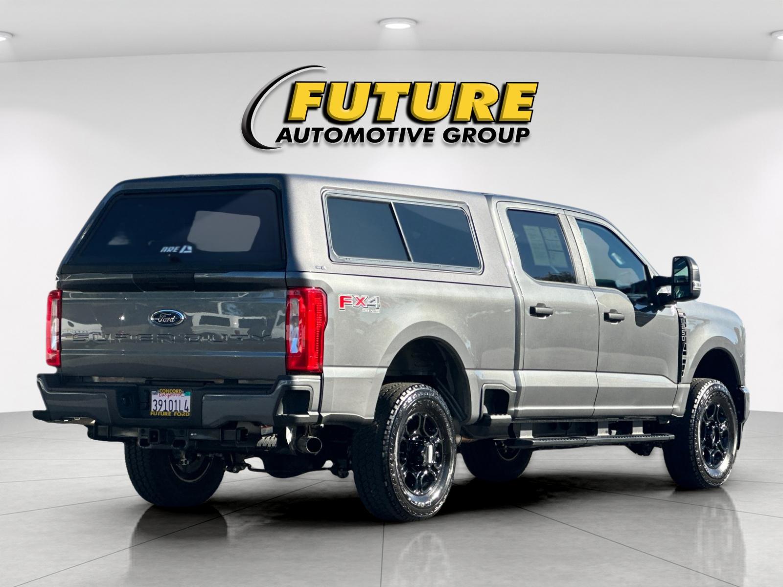 Used 2026 Gray Ford XL image 3