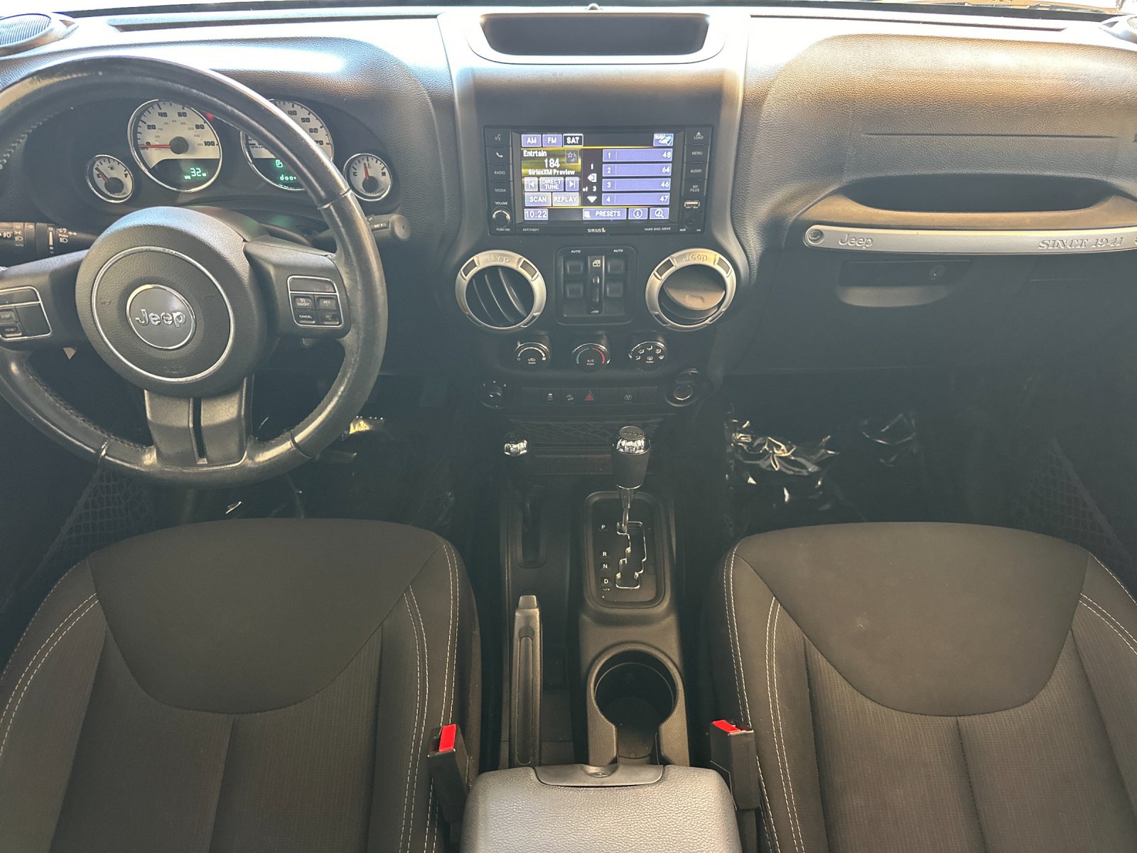Used 2018 Gray Jeep Unlimited Sahara image 12