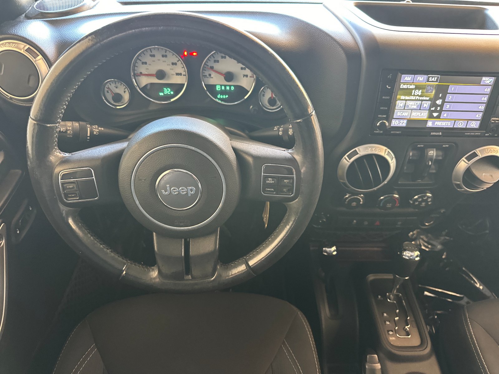 Used 2018 Gray Jeep Unlimited Sahara image 13