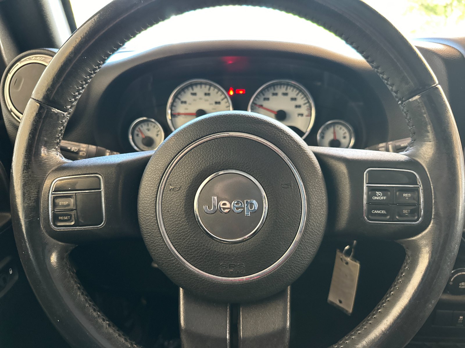 Used 2018 Gray Jeep Unlimited Sahara image 21