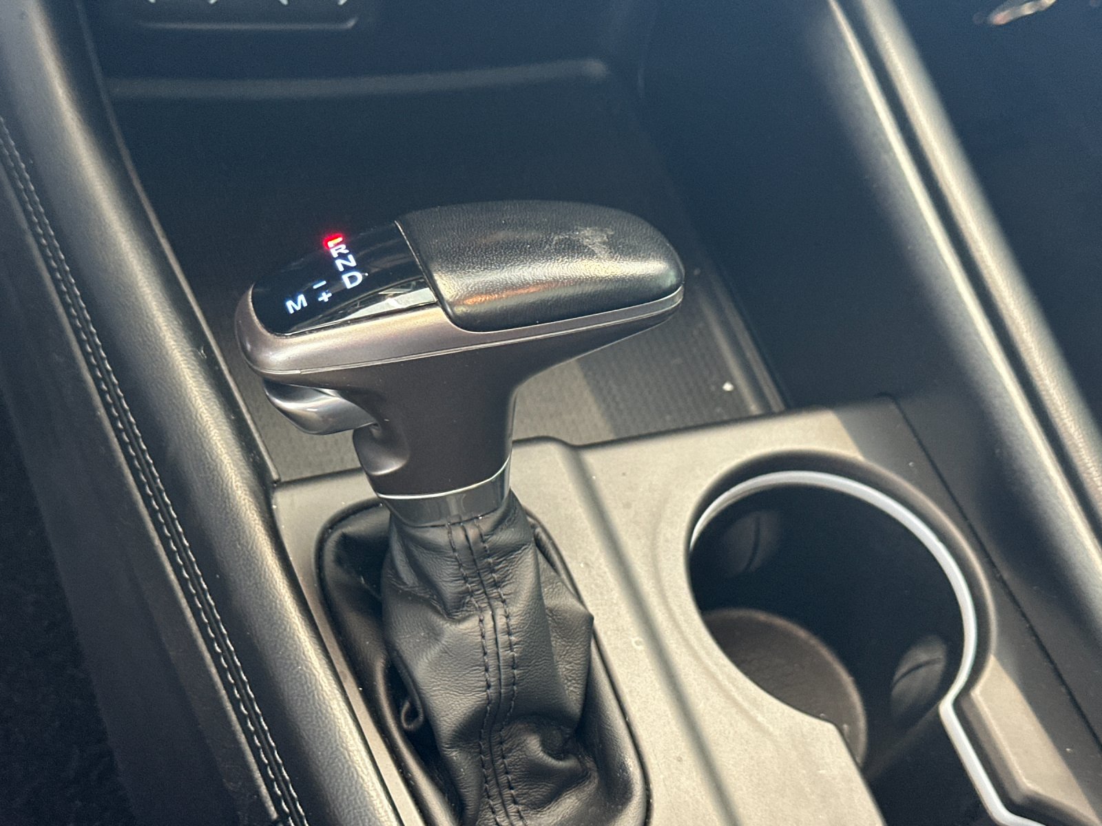 Used 2022 Black Dodge SXT image 21