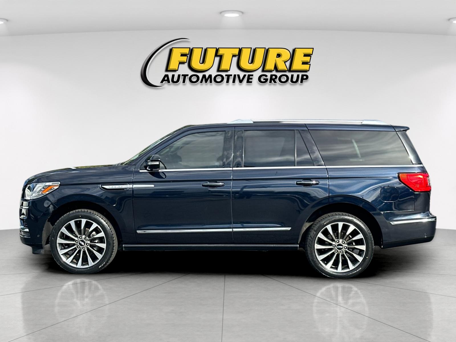 Used 2021 Blue Lincoln Reserve image 6