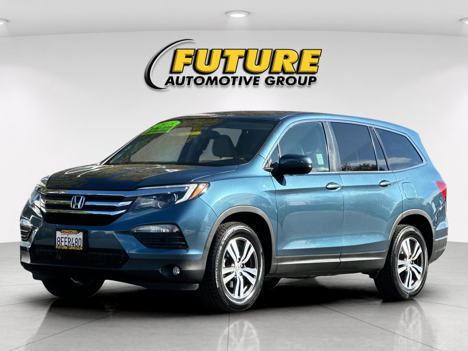 Used 2018 Blue Honda EX image 7