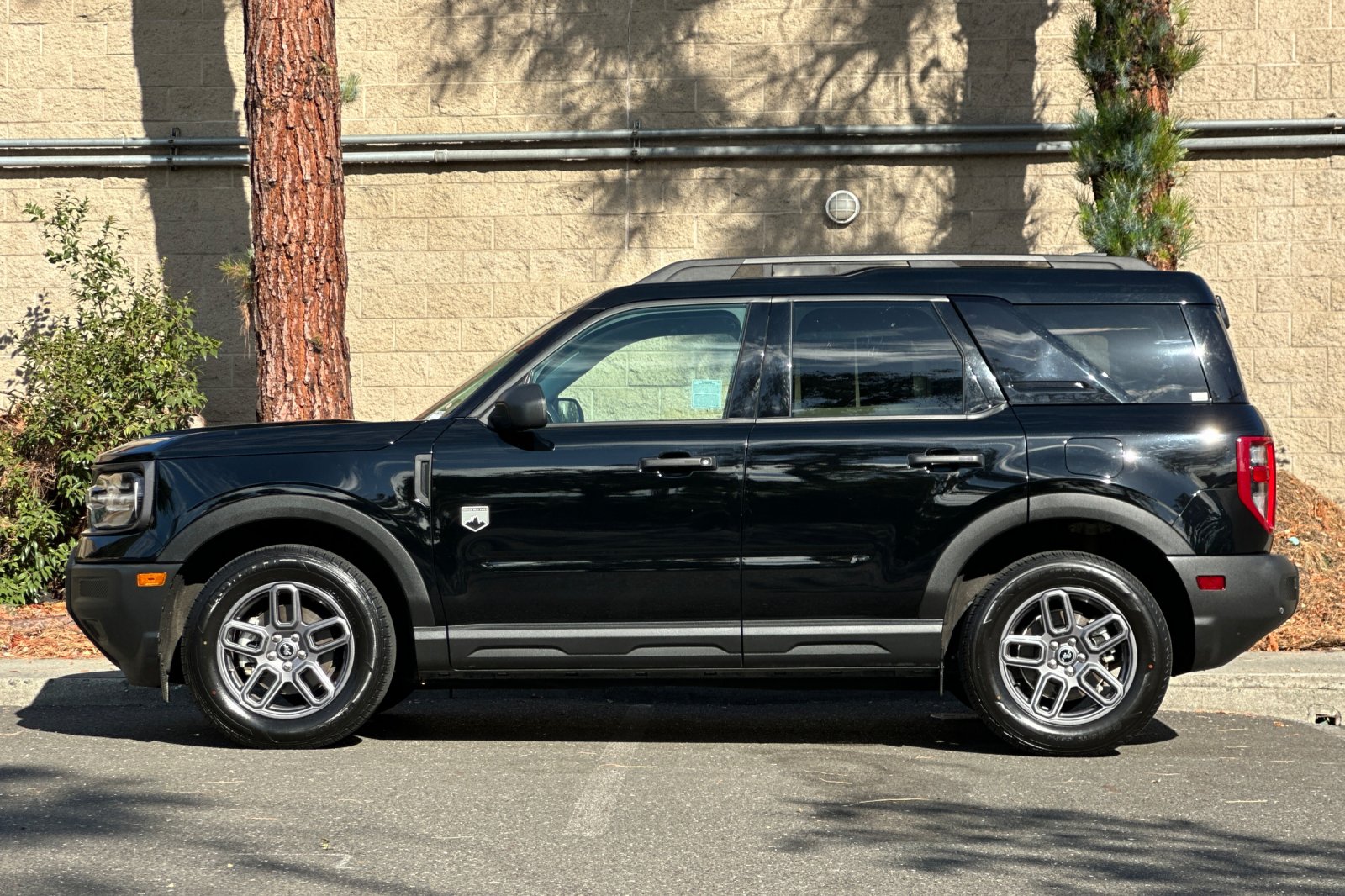 Used 2025 Black Ford Big Bend image 6