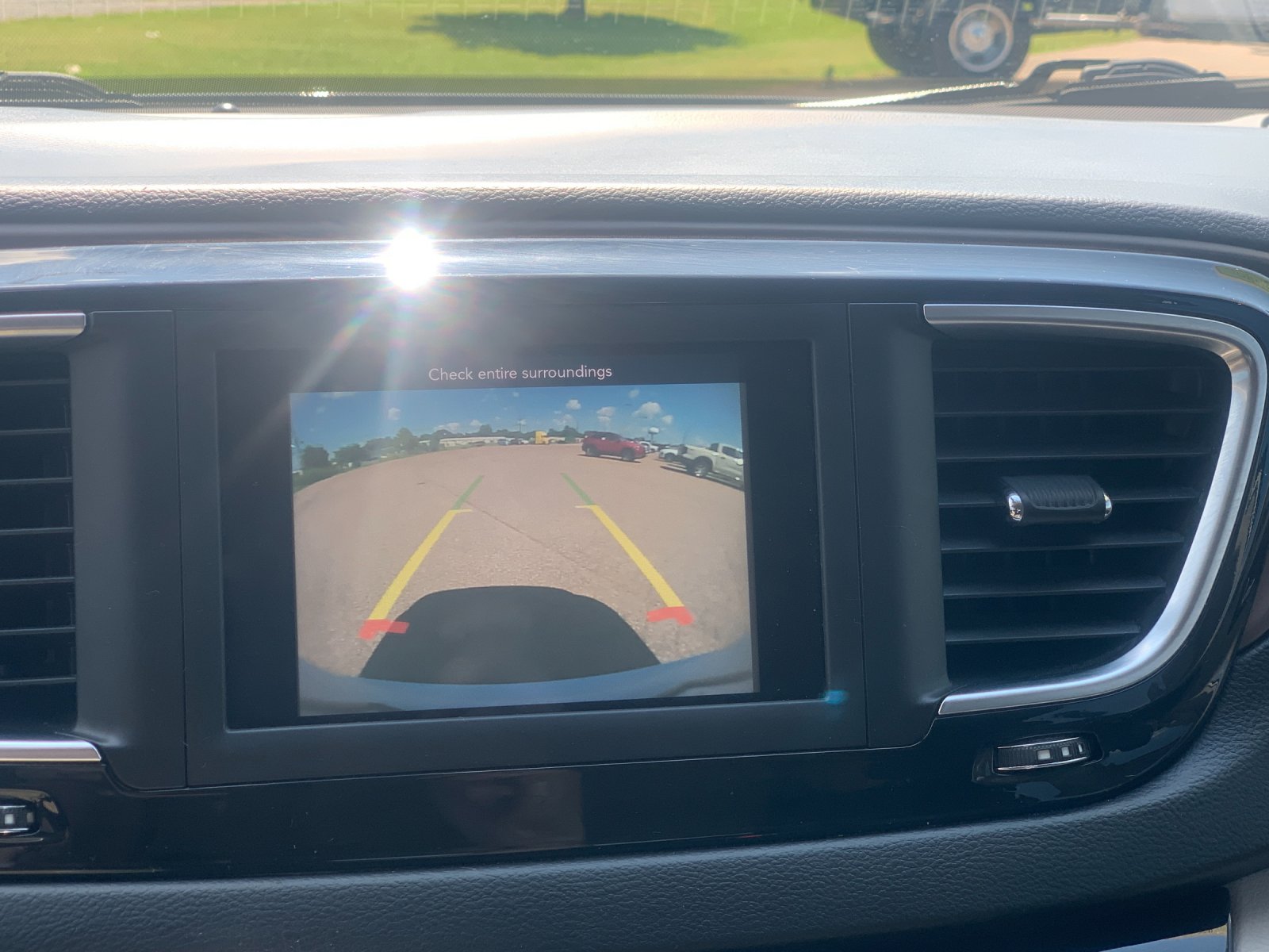 Used 2019 White Chrysler Touring L image 25