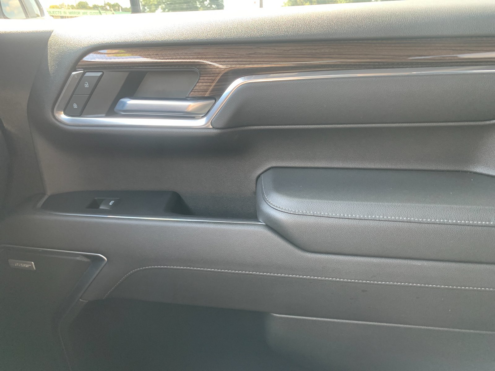 Used 2022 White Chevrolet LT Trail Boss image 20